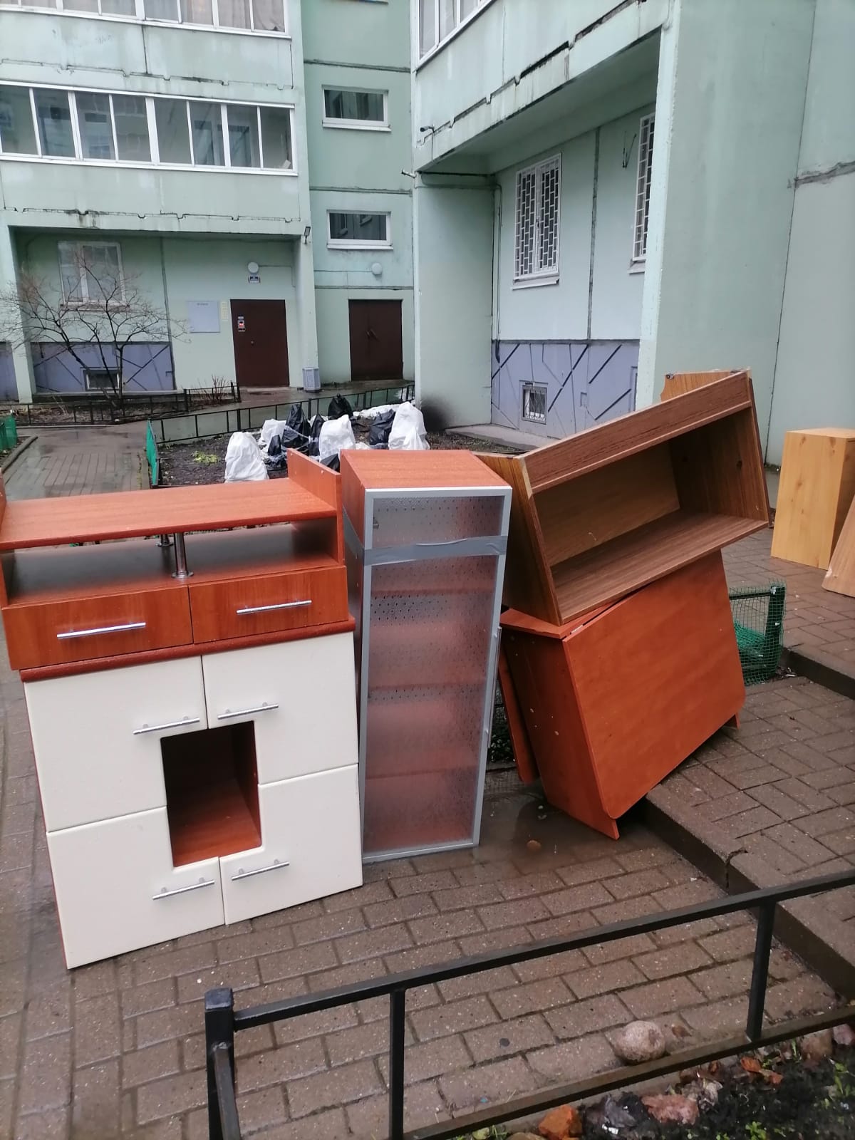 Вывоз мебели СПб московский район Пулковская 6к1
