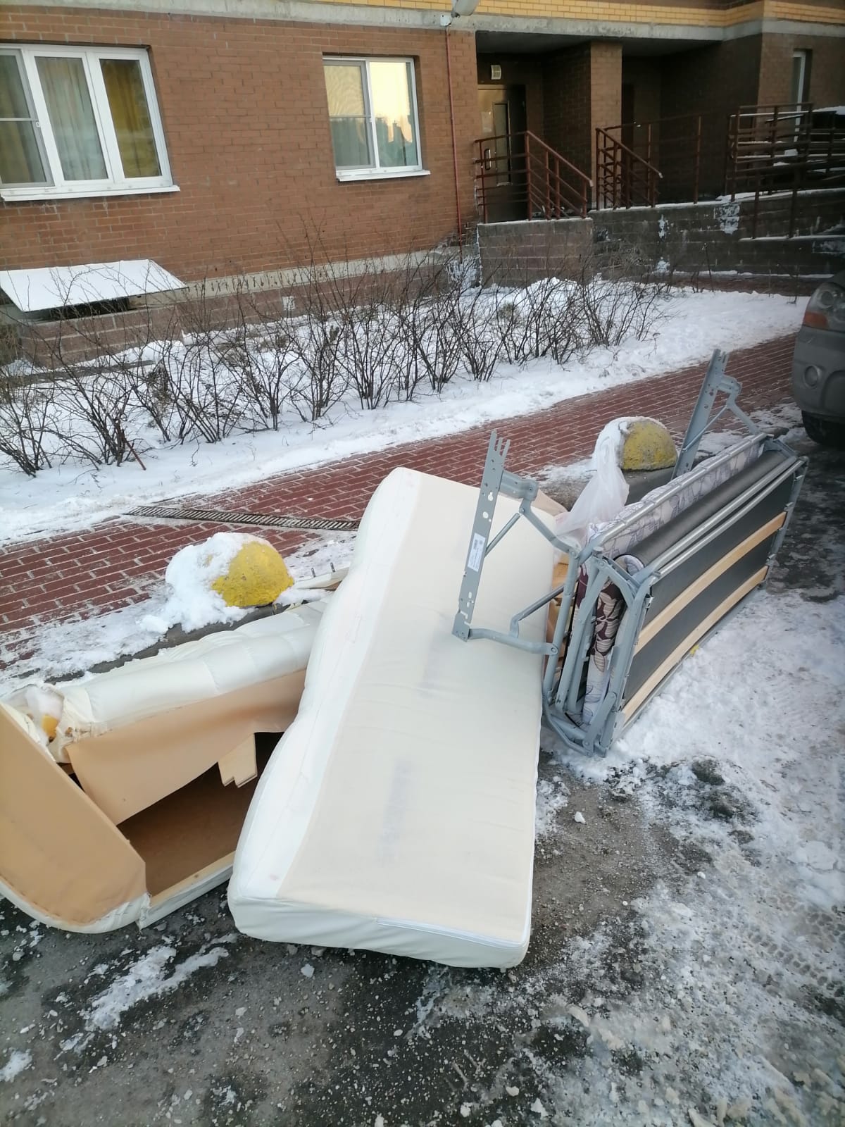 Вывоз старого дивана СПб Красногвардейский район Энергетиков 23к1