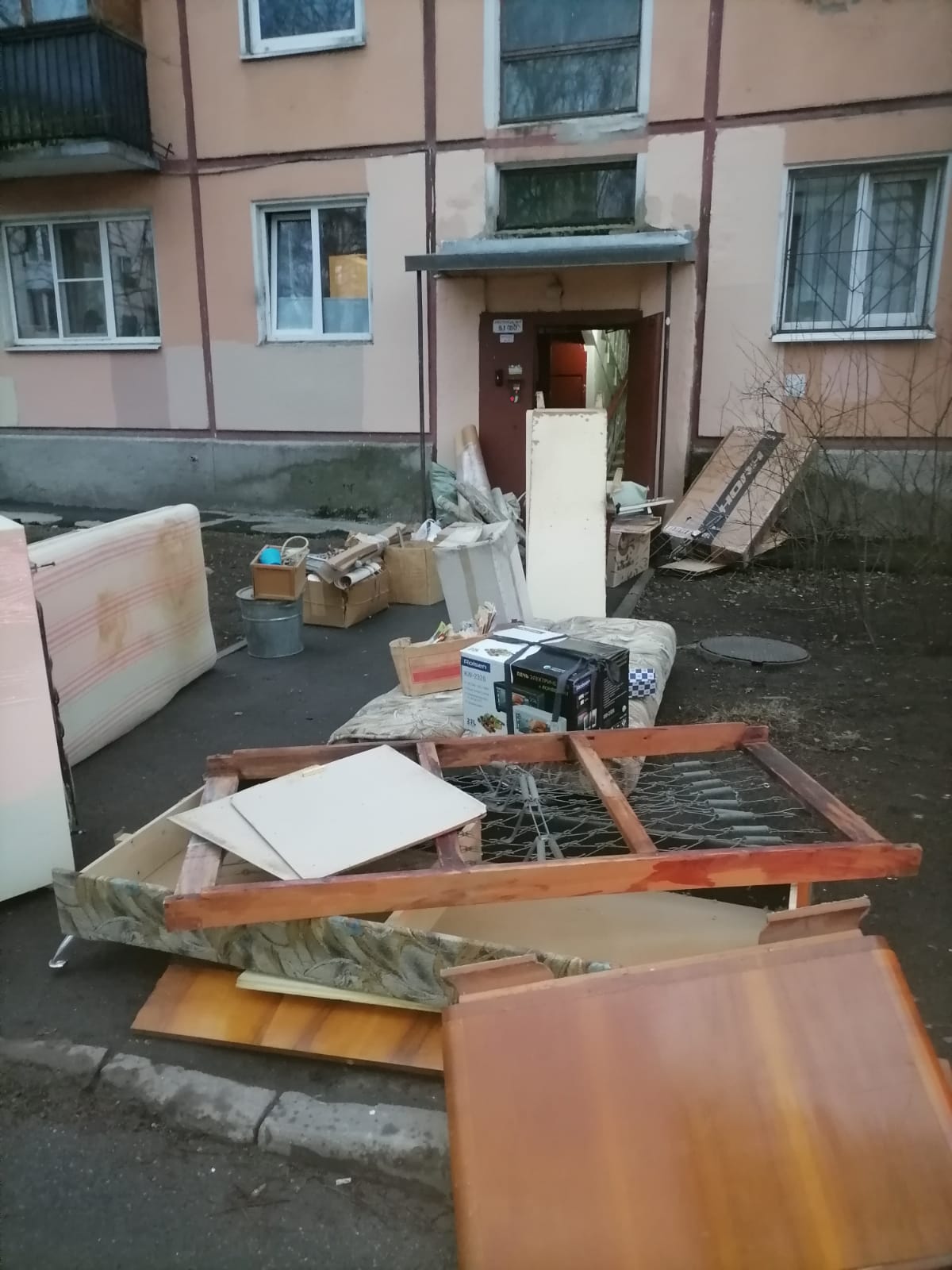 Вывоз старой мебели СПб Московский район Новоизмайловский 23