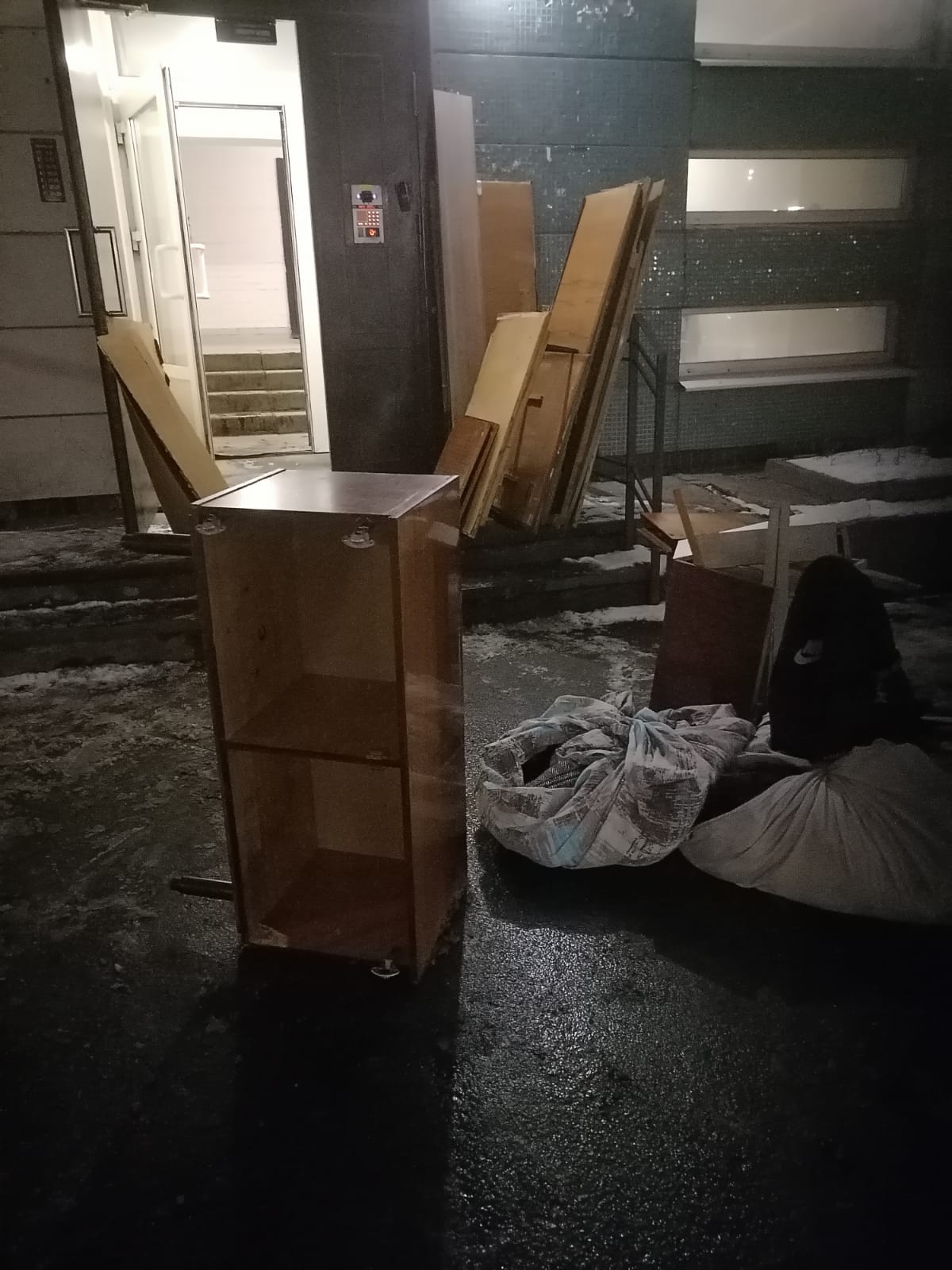 Вывоз старой мебели СПб Московский район Звёздная 4